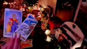 Leia mais sobre o artigo Dreptate karmă…gata o parăsește definitiv…se trezește din mreje..te iubește 🗣💣💫💌