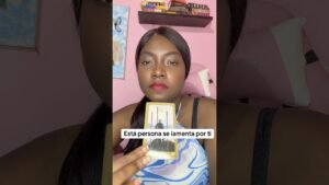 Leia mais sobre o artigo Esta persona se lamenta por ti #tarot #lecturacartas #taromancia #tarotcoletivo