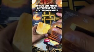 Leia mais sobre o artigo eu vejo uma pessoa distante de você voltando em brve – Tarot de hoje #tarot