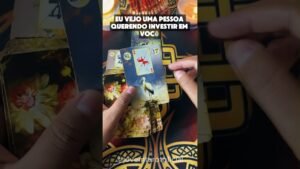 Leia mais sobre o artigo eu vejo uma pessoa querendo investir em você  – Tarot de hoje #tarot