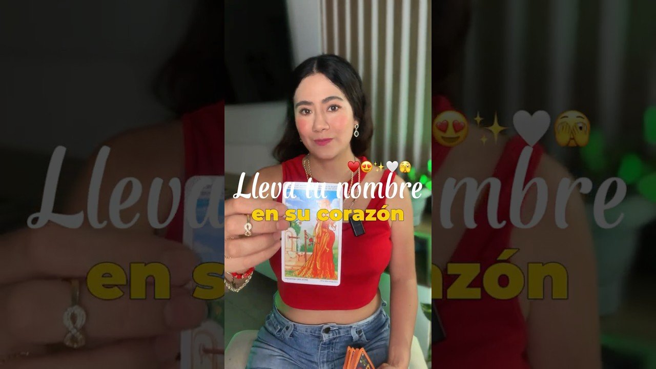 No momento, você está visualizando hay una persona que lleva tu nombre en su corazón  #tarot