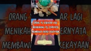 Leia mais sobre o artigo JIWA TERPILIH‼️_ORANG YANG AKAN MENIKAHIMU TERNYATA MEMBAWA ENERGI KEKAYAAN #jiwaterpilih #tarot
