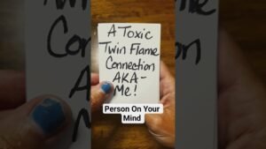 Leia mais sobre o artigo #persononyourmind #twinflametarot #tarot #soulmate #twinflame #lovereading #youneedthismessage #love