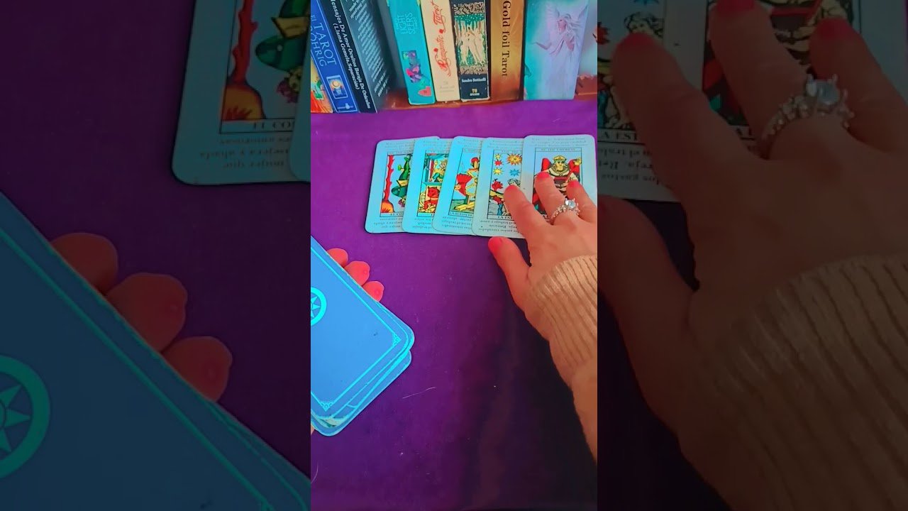 No momento, você está visualizando Que admiran de ti ? 💗🧲😍#tarot #amor #tarotreading #lecturacartas