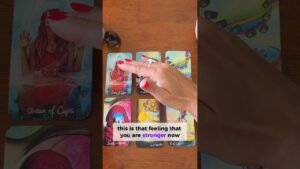 Leia mais sobre o artigo You’re Shedding an Old Version of Yourself | Intuitive Tarot Reading #tarot #intuitivemessage