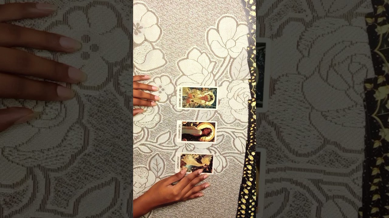 No momento, você está visualizando Aapke person aapse kya chahte hai #tarot #nocontactreading #hinditarot #tarotreading #devinerelation
