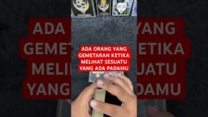 Leia mais sobre o artigo ADA ORANG GEMETAR TERKEJUT MELIHAT SESUATU YANG ADA PADAMU #tarot #tarotreading