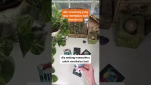 Leia mais sobre o artigo Ada seseorang yang mau membalas budi kepada mu #tarotreading #tarot #ramalan #shortvideo