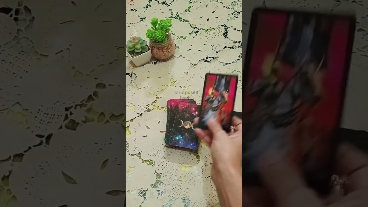No momento, você está visualizando hadiah semesta utk kamu #tarot #generalreading #tarotreading #astrology #youtubeshorts #feedshorts