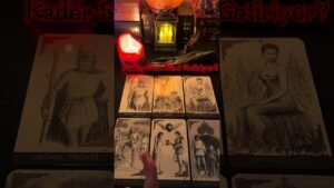 Leia mais sobre o artigo Kader Sana Kimi Getiriyor? Yaklaşan Kişinin Enerjisi ☀️#tarot 🔮Yorumlarda Kendinden bir iz bırak