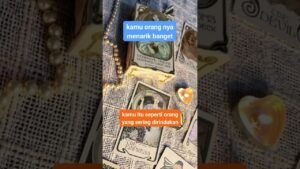 Leia mais sobre o artigo Kamu orang nya menari banget #tarotreading #tarot #ramalan #shortvideo