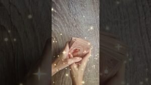 Leia mais sobre o artigo Sa koje strane vam dolazi novac? Tarotologija #astrologija gy  #horoscope #tarot #tarotologija