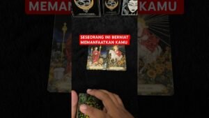 Leia mais sobre o artigo SESEORANG INI BERNIAT MEMANFAATKAN KAMU #tarot #tarotreading