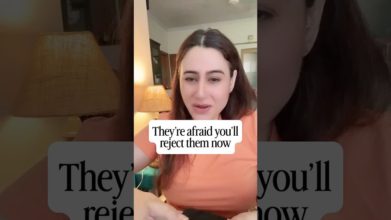 No momento, você está visualizando They’re afraid you’ll reject them now #tarot #tarotreading #tarotcards