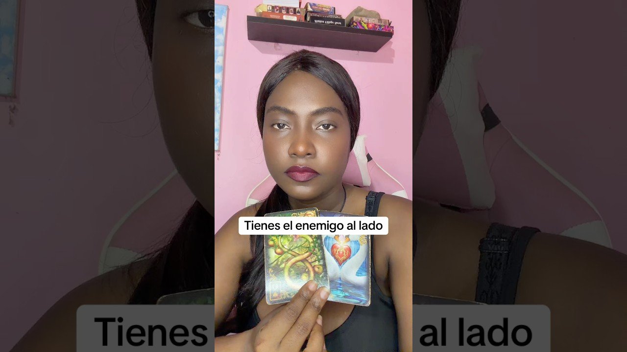 No momento, você está visualizando Tienes el enemigo al lado #tarot #lecturacartas #taromancia #tarotreading #tarotcoletivo