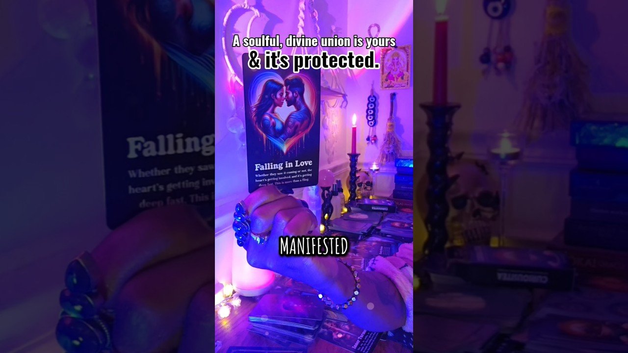 No momento, você está visualizando An obsessed, confused ex cannot harm this soulful union. #lovereading #divine #tarot