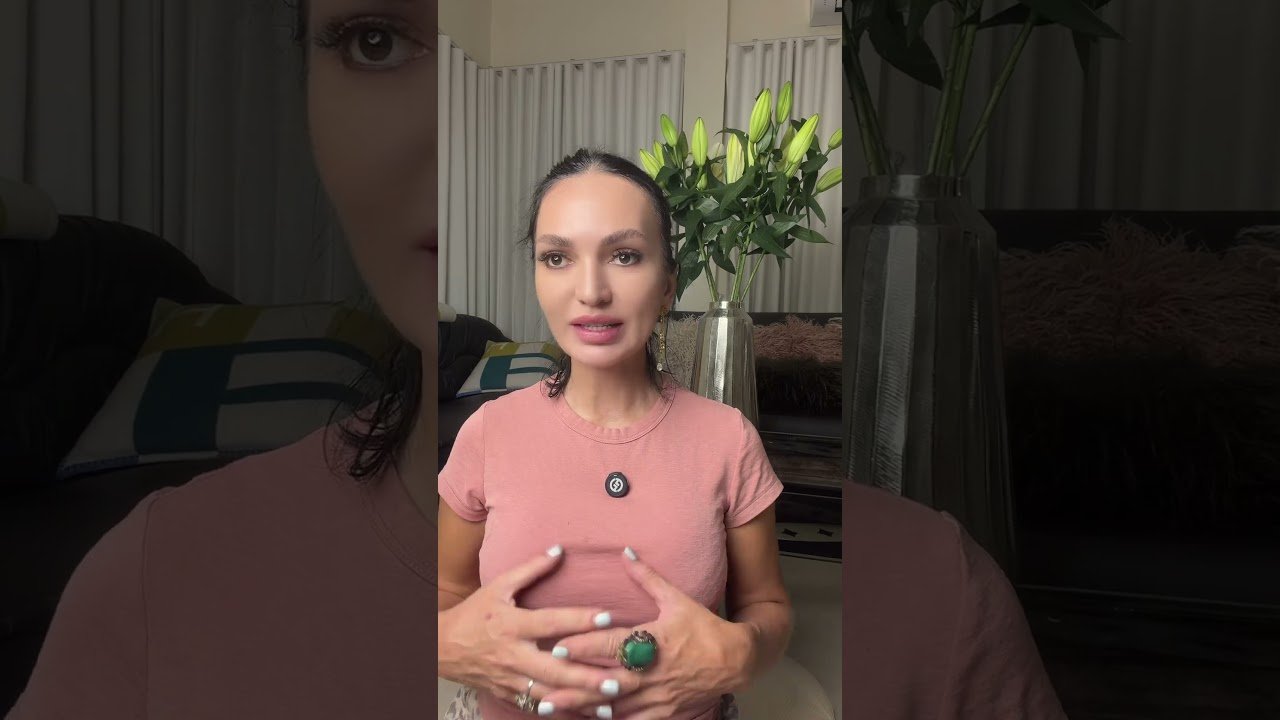 No momento, você está visualizando ⚡️ ВАМ ПРИДЁТСЯ ПРИНЯТЬ ЖЁСТКОЕ РЕШЕНИЕ… И СКОРО! 🔥🔮 #Shorts #Tarot #tarotreading