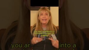 Leia mais sobre o artigo “Ghosts” Haunting Your EX !!   #tarot  #tarotreading  #tarotlovereading