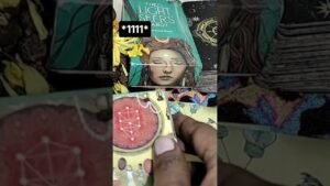 Leia mais sobre o artigo happyness #devinerelation #tarotreading #tarot #viralshort