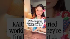 Leia mais sobre o artigo Karma has started working and they’re finally feeling it #tarot #tarotreading #tarotcards