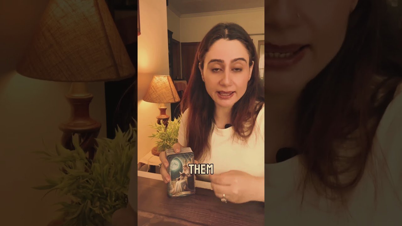 No momento, você está visualizando STOP SCROLLING🙏They just realised something about you #tarot #tarotreading #tarotcards