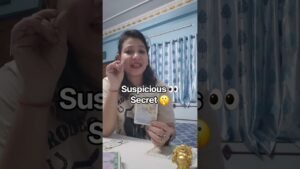 Leia mais sobre o artigo 👀suspicious and secret🤫 #tarot #manipulation