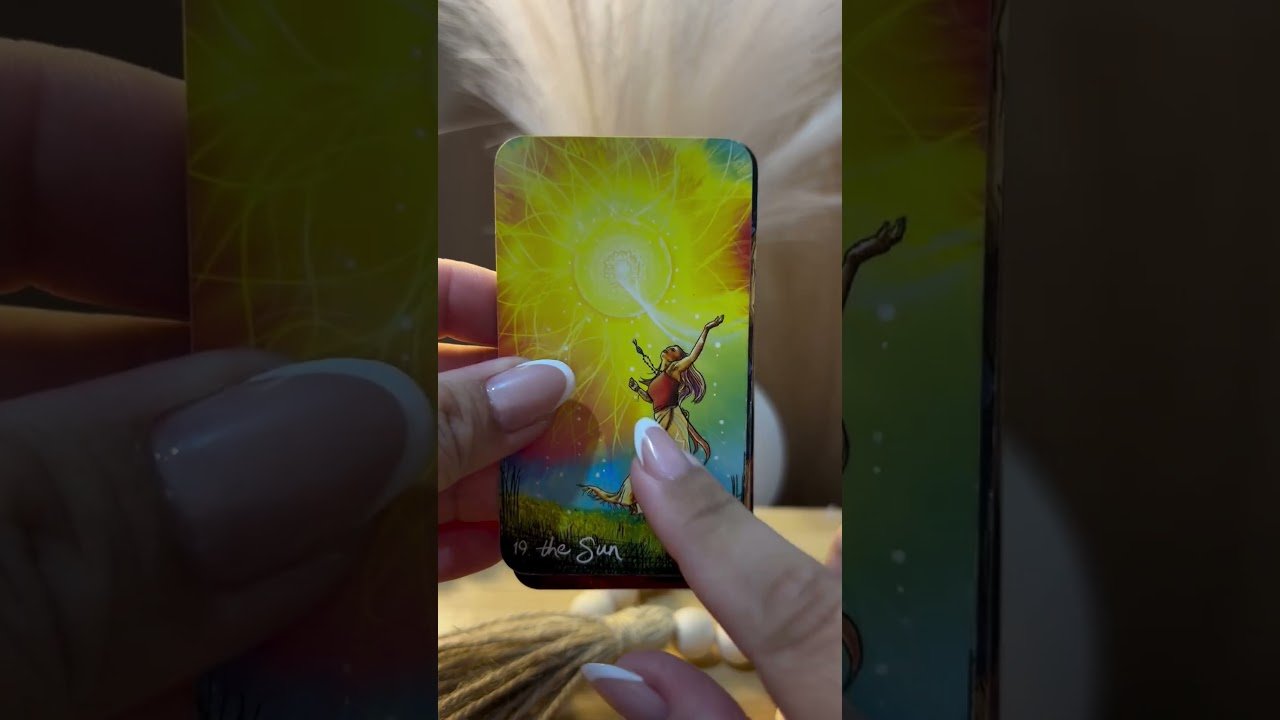 No momento, você está visualizando Um homem moreno alto  #tarot