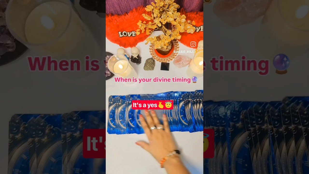 No momento, você está visualizando When is your divine timing 💎🔮#tarot #timing#shorts