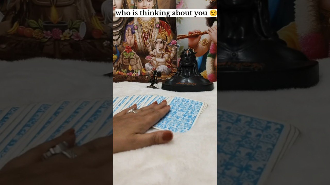 No momento, você está visualizando Who is thinking about you ☺️ #tarotreading #tarotcaards #tarot #shorts #trending #viral