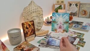 Leia mais sobre o artigo 🌊🌀 CAMBIOS INMINENTES EN TU VIDA 🌀🌊 TAROT INTERACTIVO 🤍💫🤍
