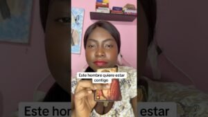 Leia mais sobre o artigo Este hlmfne quiere estar contigo #tarot #lecturacartas #taromancia #medium  #videncia