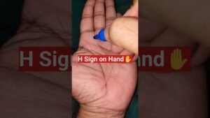 Leia mais sobre o artigo H Sign on Hand | Palmistry #Astrology #Jyotish #palmistry #trending #tarot