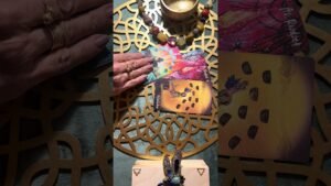 Leia mais sobre o artigo MASZ BARDZO WAŻNĄ WIADOMOŚĆ 😍 #short #shortvideo #shortsvideo #tarot #wróżba #tiktok