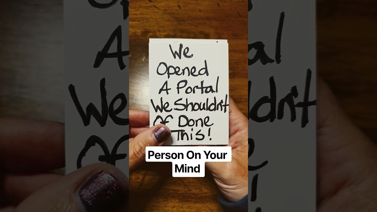 No momento, você está visualizando #persononyourmind #twinflametarot #tarot #soulmate #twinflame #lovereading #youneedthismessage #love