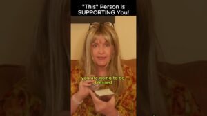 Leia mais sobre o artigo “This” Person SUPPORTS You!!   #tarot  #tarotreading  #tarotlovereading